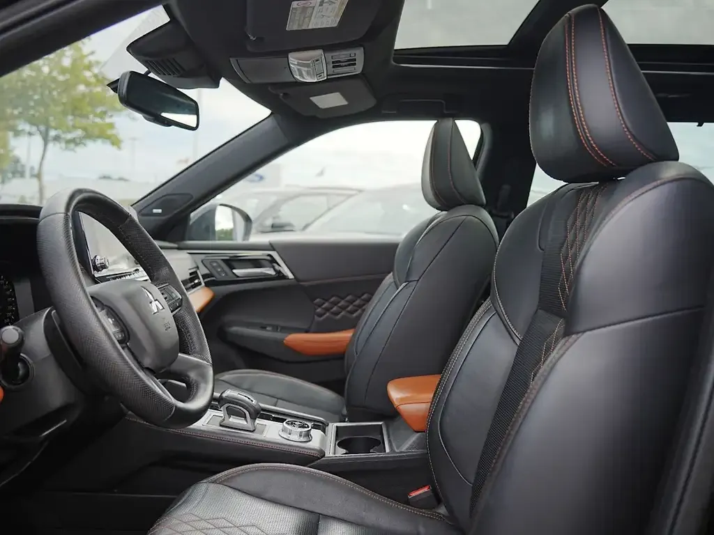 Mitsubishi Outlander 2023 photo 5