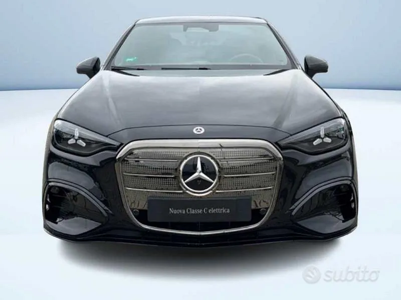 Mercedes-Benz C-Class 2026 photo 2