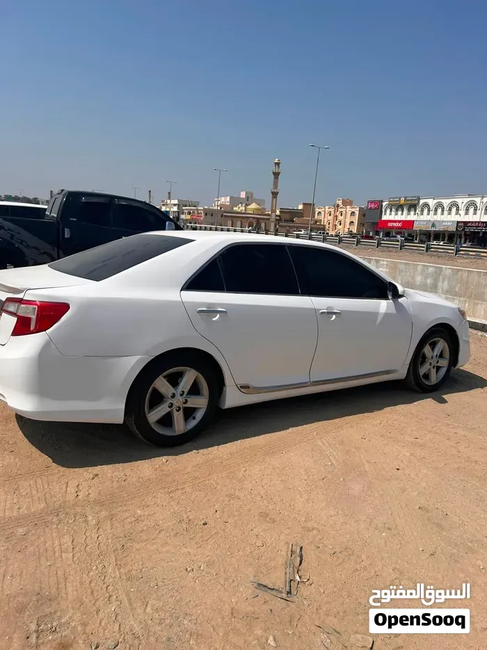 Toyota Camry 2015 photo 2