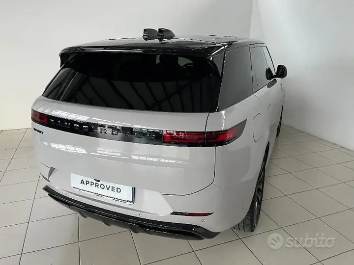 Land Rover Range Rover Sport 2026 photo 4