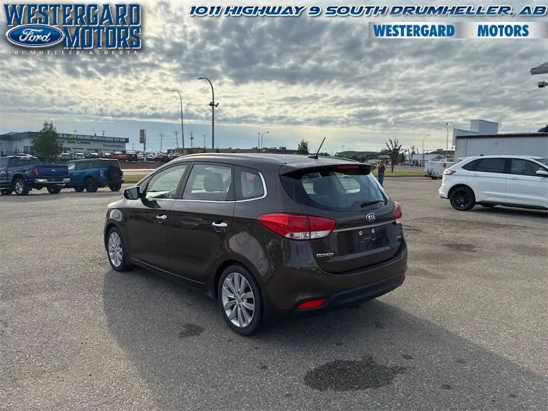 Kia Rondo 2015 photo 3