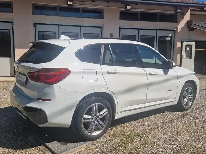 BMW X1 2015 photo 4