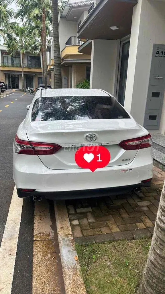 Toyota Camry 2019 photo 4