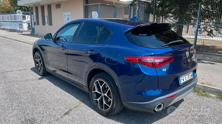 Alfa Romeo Stelvio 2019 photo 4