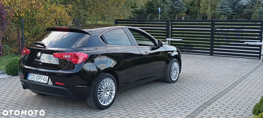 Alfa Romeo Giulietta 2012 photo 5