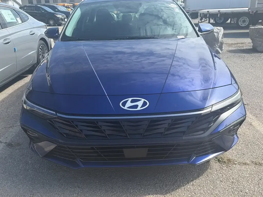 Hyundai Elantra 2026 photo 2