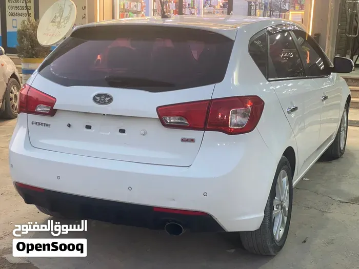 Kia Forte 2012 photo 4