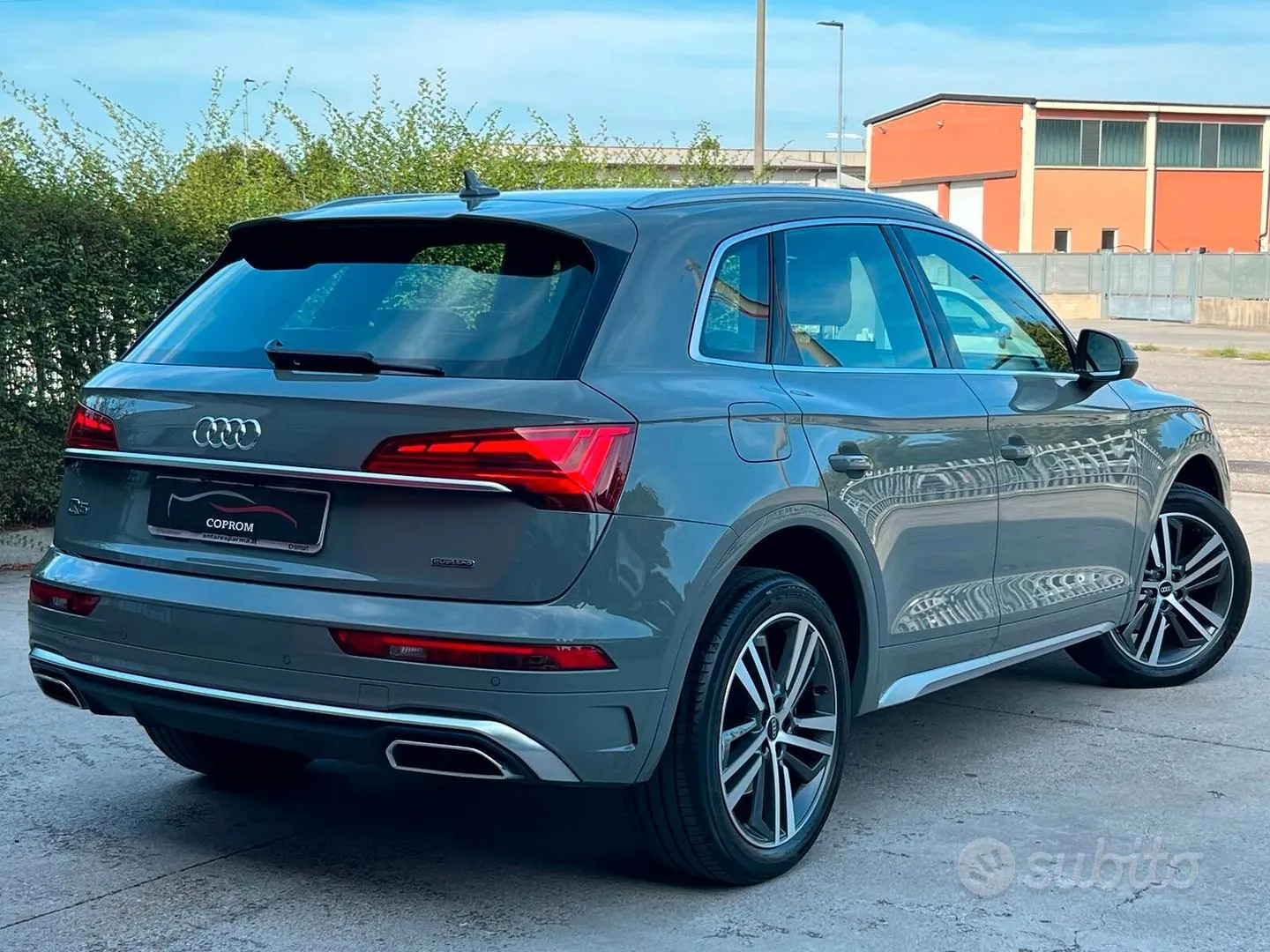 Audi Q5 2022 photo 2