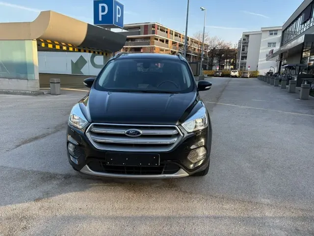 Ford Kuga 2018 photo 2