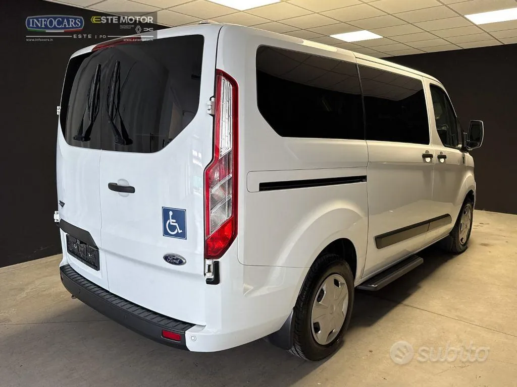 Ford Tourneo Custom 2019 photo 4