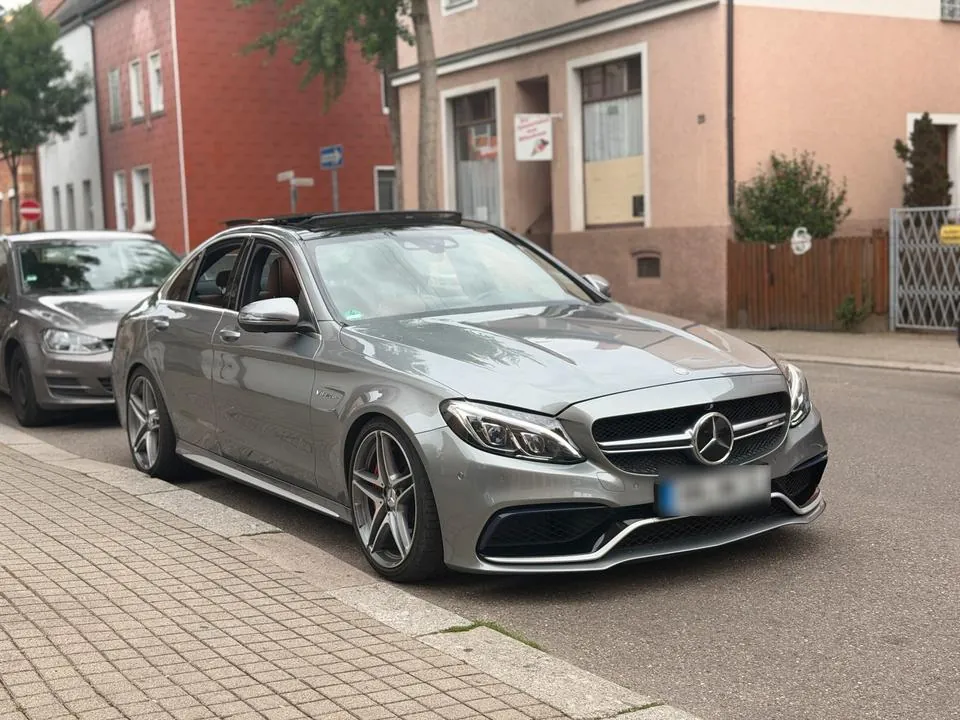 Mercedes-Amg C63