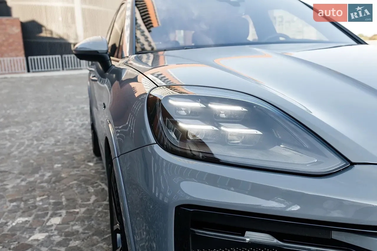 Porsche Cayenne 2023 photo 3