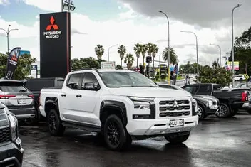 Mitsubishi Triton 2025 photo 5