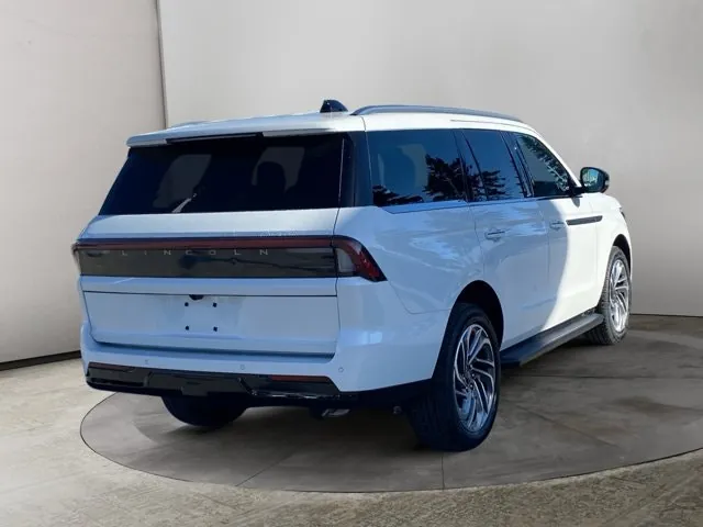 Lincoln Navigator 2027 photo 5