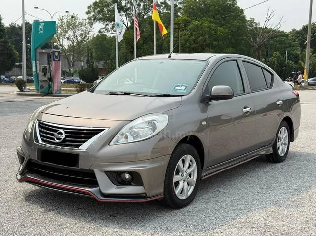 Nissan Almera