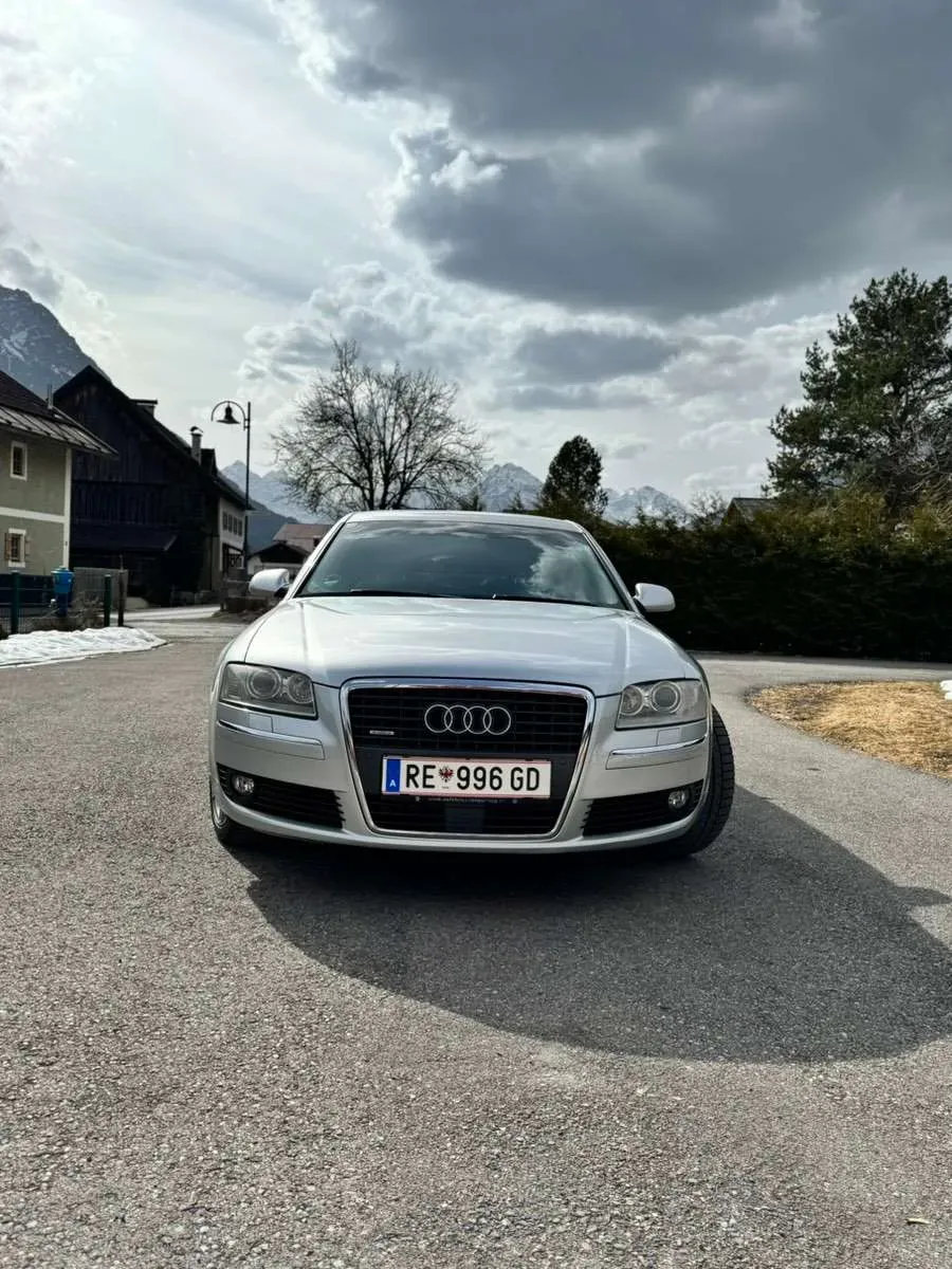 Audi A8 2007 photo 3