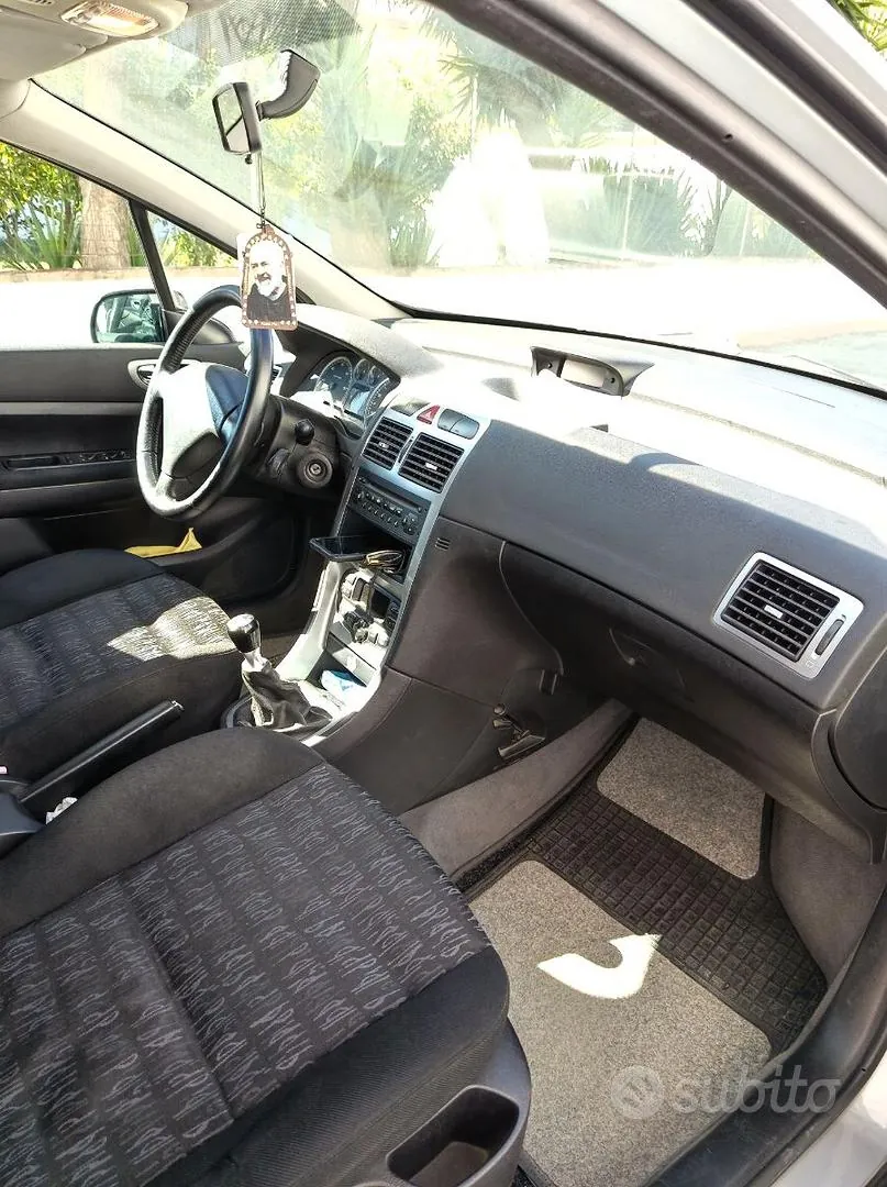 Peugeot 307 2003 photo 3