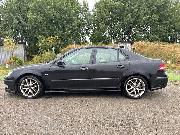 Saab 9-3 2005 photo 2
