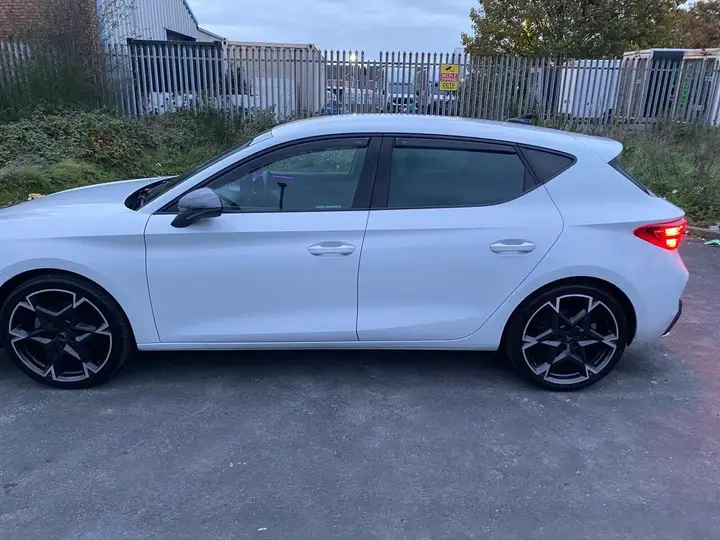 Cupra Leon 2025 photo 3