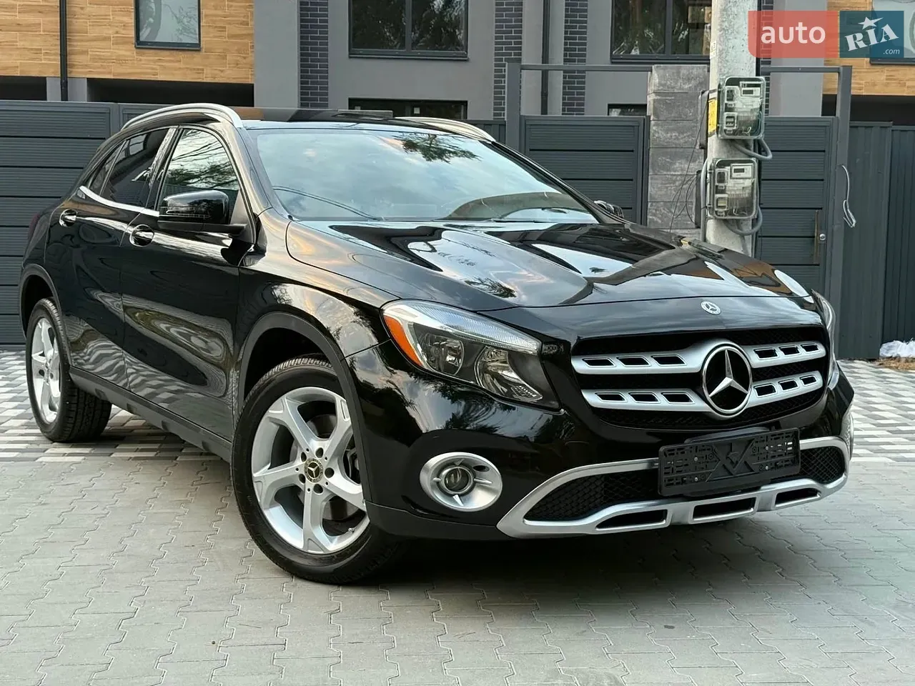 Mercedes-Benz Gla Class 2018 photo 2