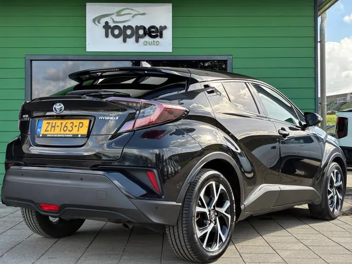 Toyota C-Hr 2019 photo 3