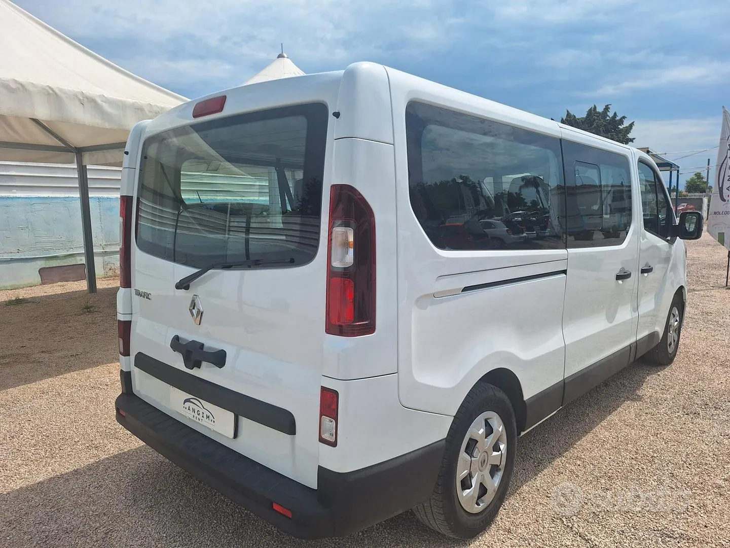 Renault Trafic 2022 photo 5