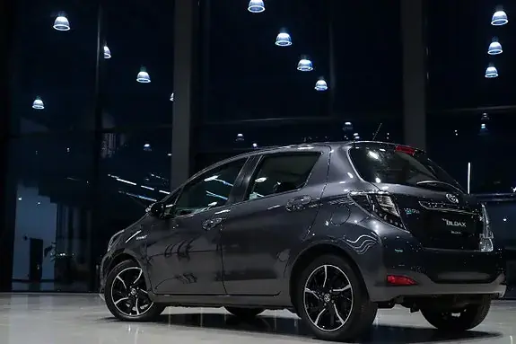 Toyota Yaris 2014 photo 4