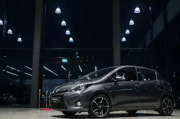 Toyota Yaris 2014 photo 3