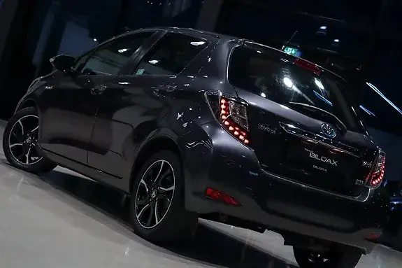 Toyota Yaris 2014 photo 5