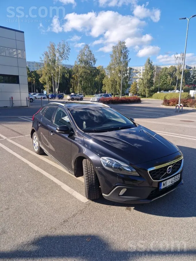 Volvo V40 2013 photo 2
