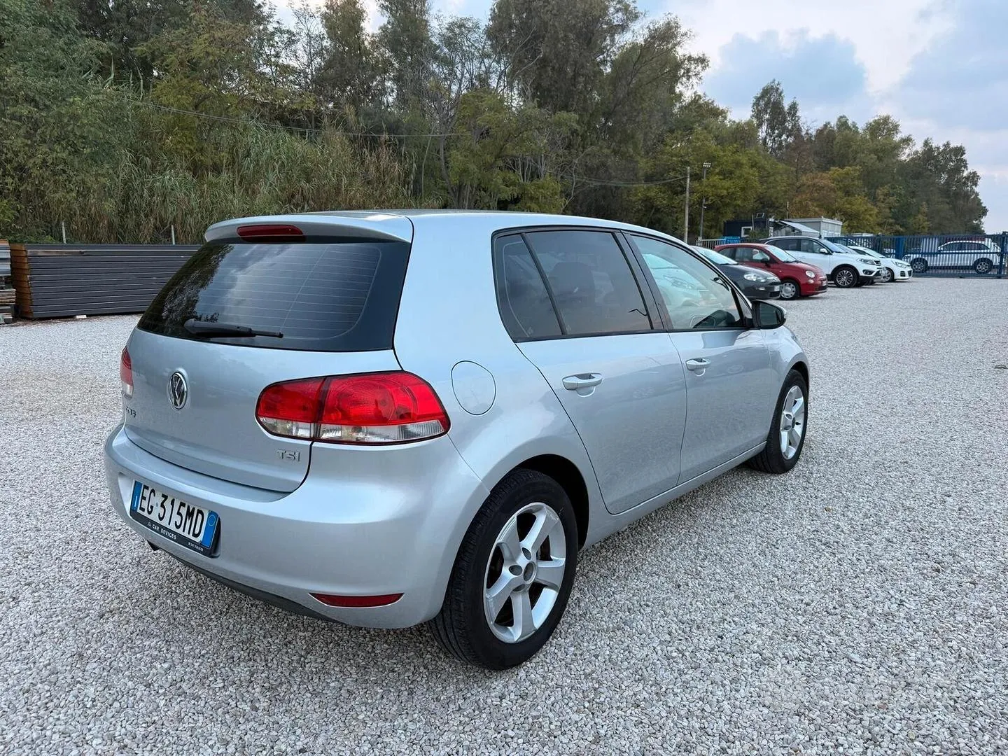 Volkswagen Golf 2011 photo 4