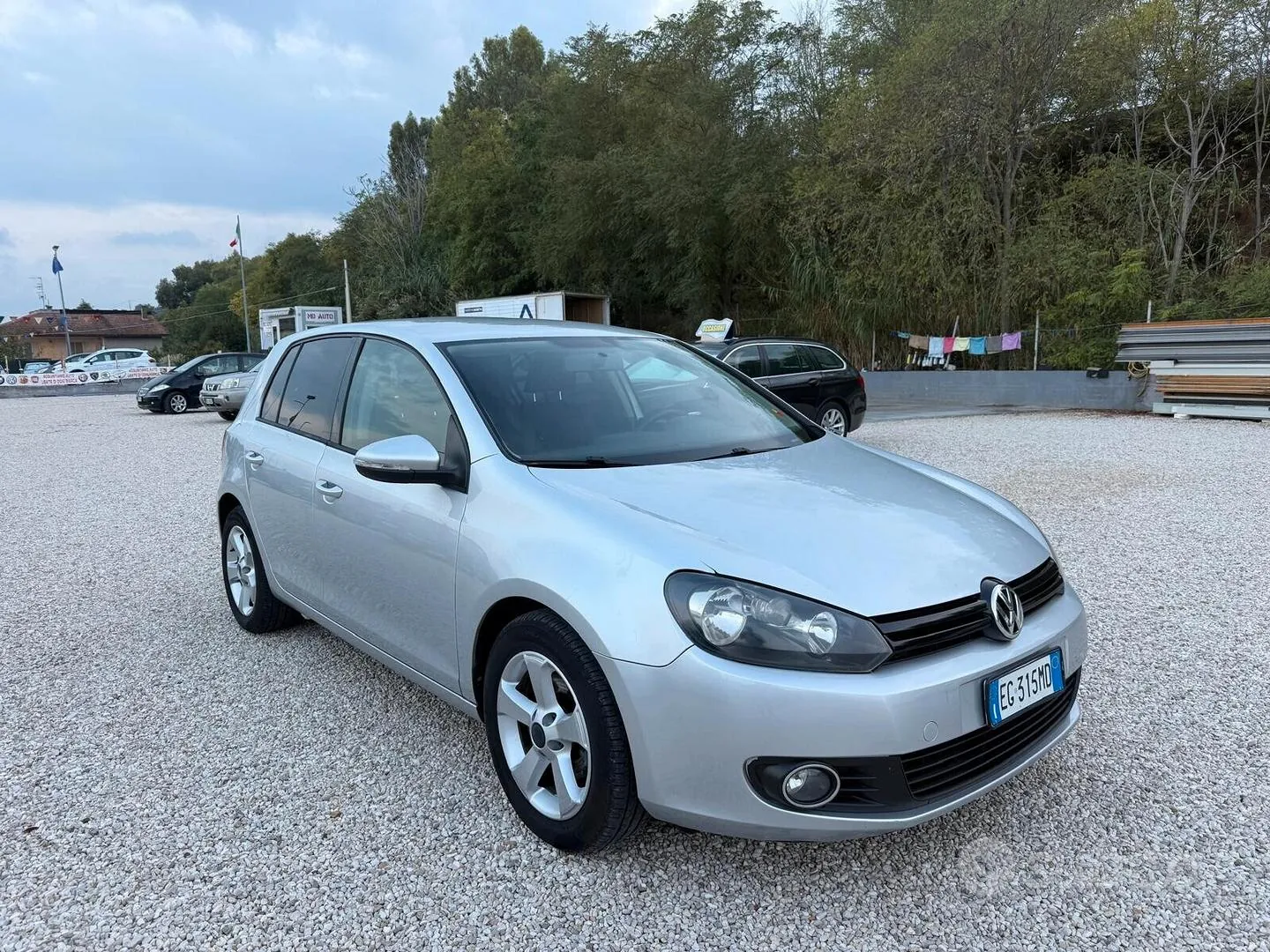 Volkswagen Golf 2011 photo 3