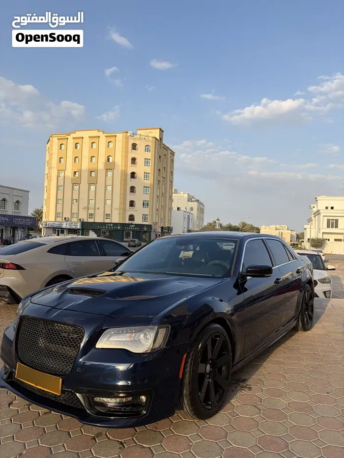 Chrysler 300 2014 photo 2