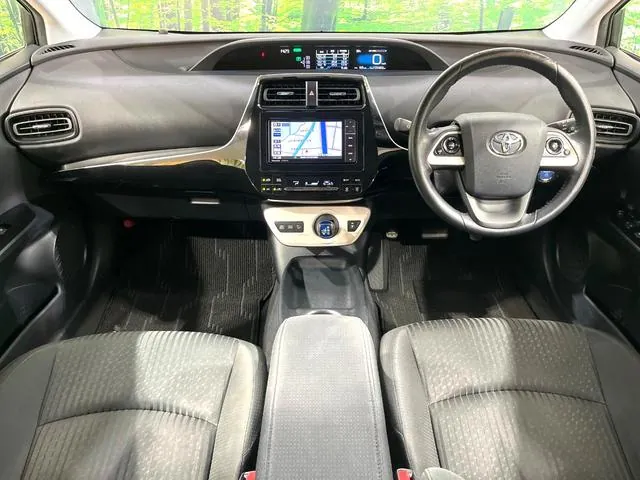 Toyota Prius 2016 photo 2