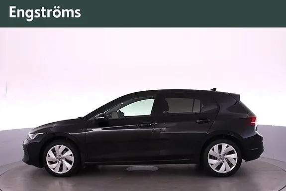 Volkswagen Golf I 2026 photo 5