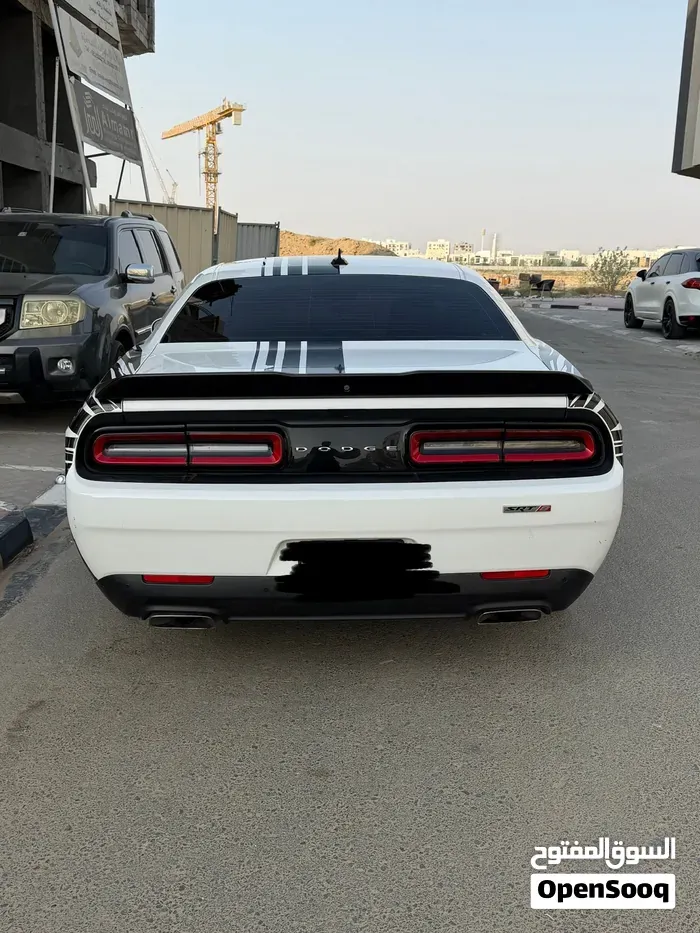 Dodge Challenger 2021 photo 2