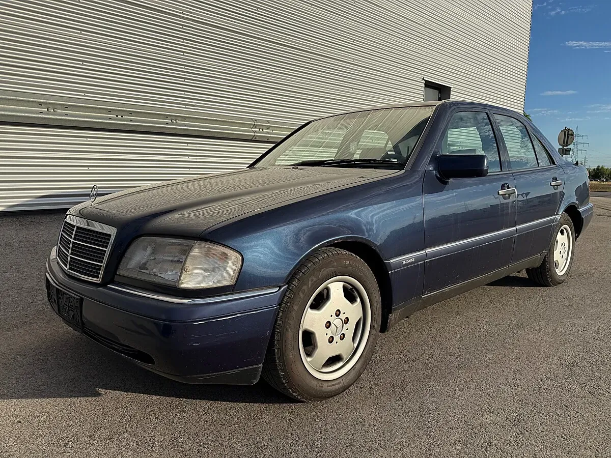 Mercedes-Benz C-Class 1994 photo 2
