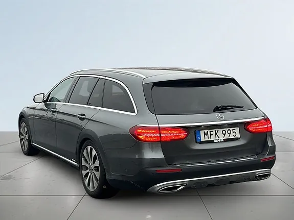 Mercedes-Benz E220 2018 photo 5