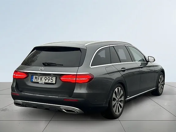 Mercedes-Benz E220 2018 photo 4