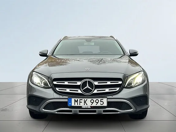 Mercedes-Benz E220 2018 photo 2