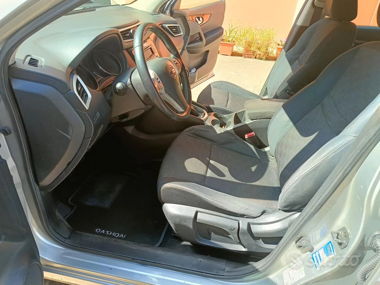 Nissan Qashqai 2015 photo 5