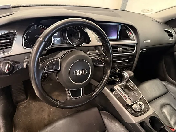 Audi A5 2012 photo 3