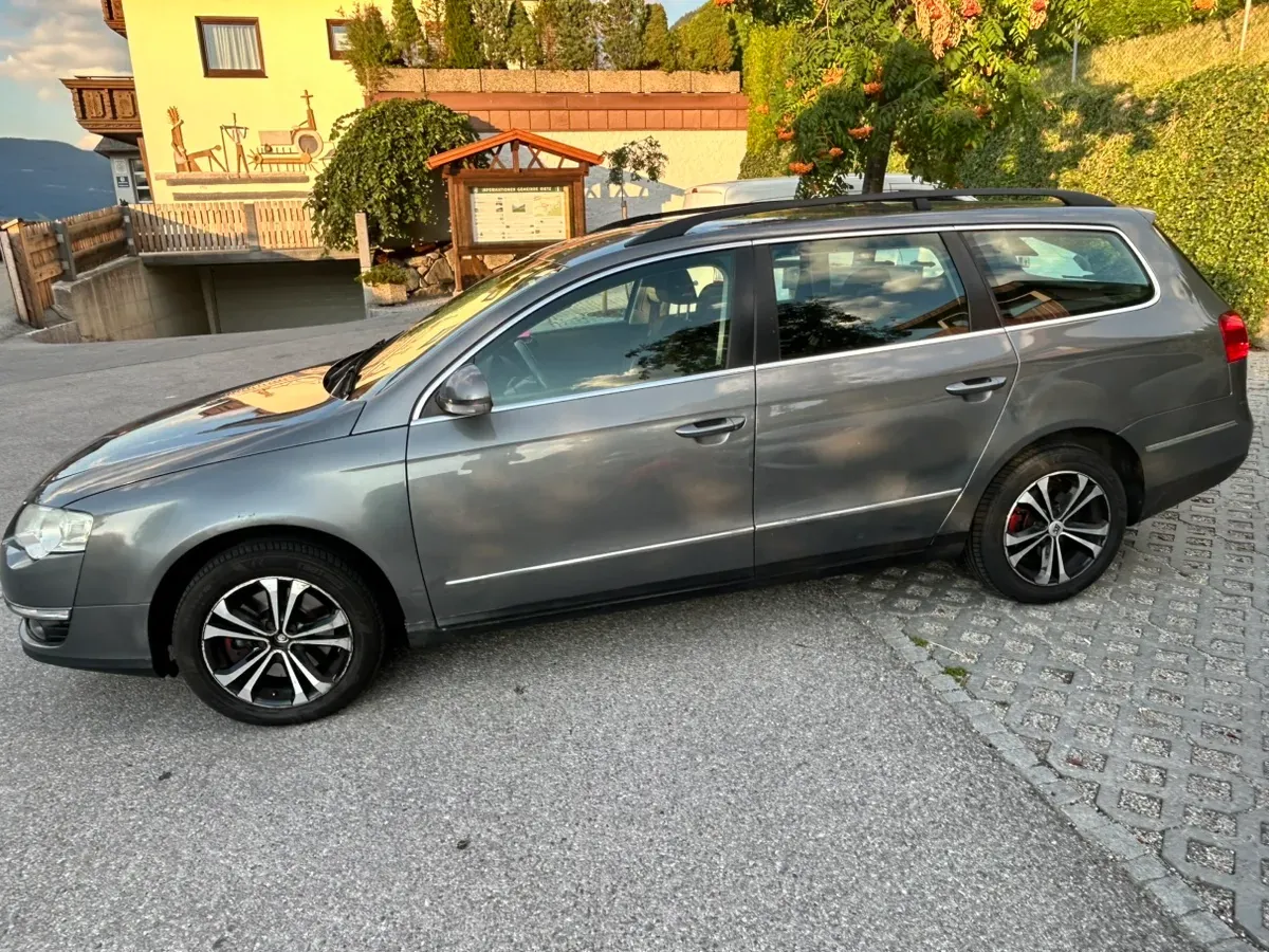 Volkswagen Passat 2009 photo 3