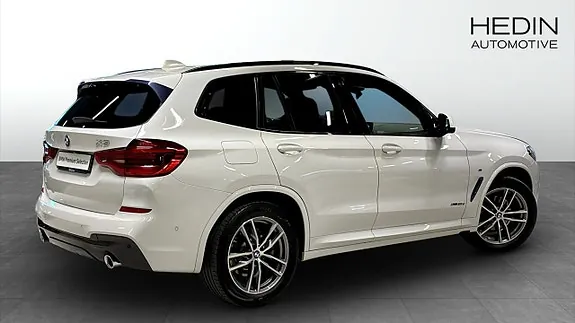 BMW X3 2018 photo 2