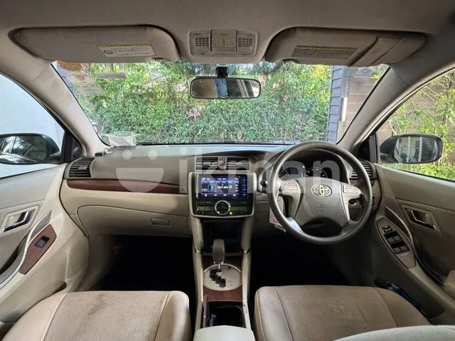 Toyota Premio 2011 photo 3