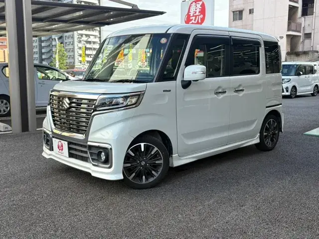 Suzuki Spacia