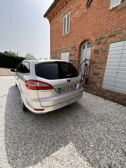 Ford Mondeo 2010 photo 5