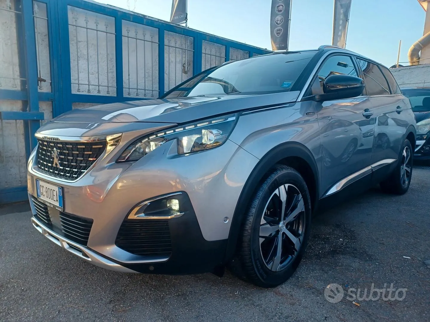 Peugeot 5008