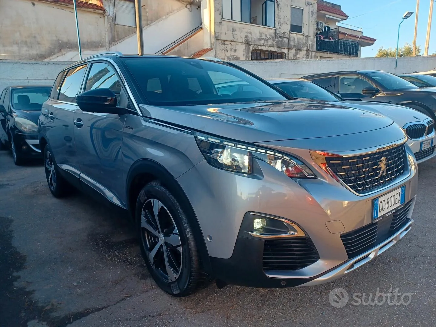 Peugeot 5008 2020 photo 2