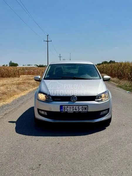 Volkswagen Polo 2011 photo 2
